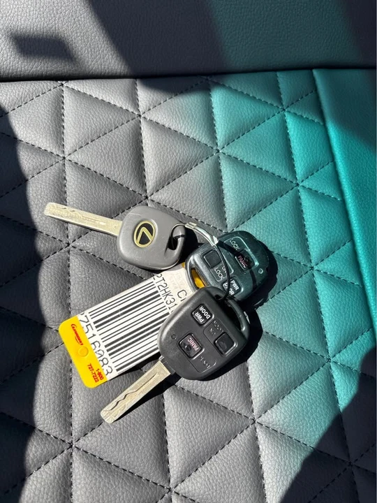 2009 Lexus RX 2nd Gen - Image 17 of 17