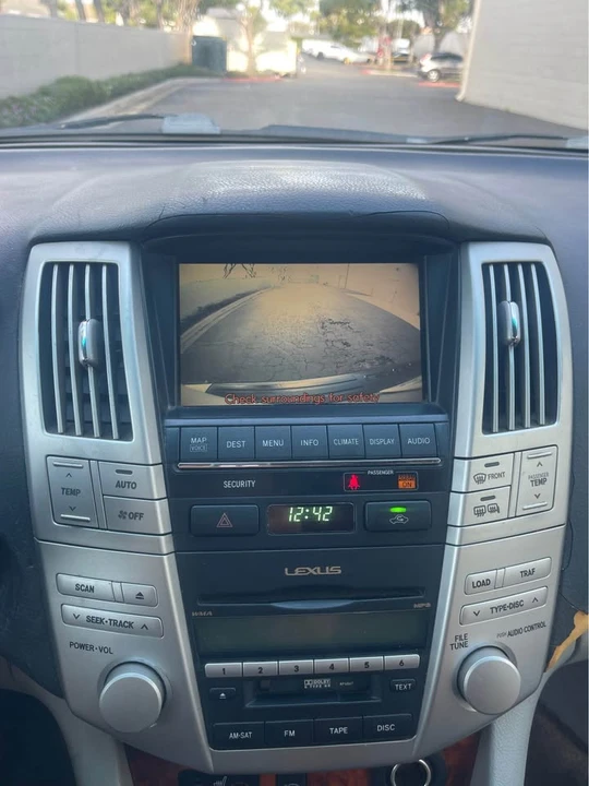 2009 Lexus RX 3rd Gen - Image 10 of 12