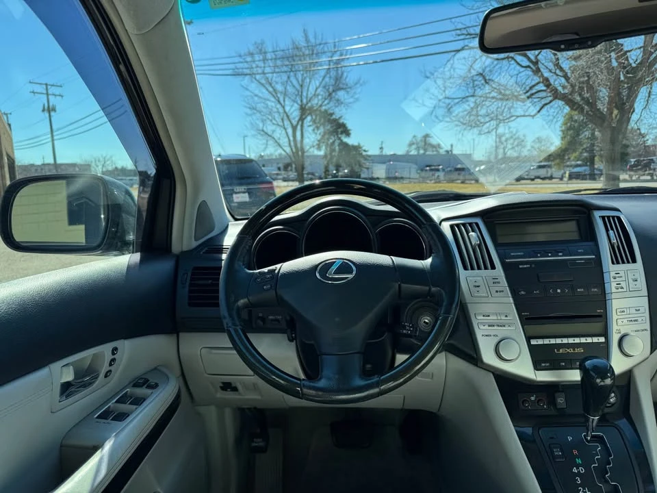 2009 Lexus RX 2nd Gen - Image 10 of 20