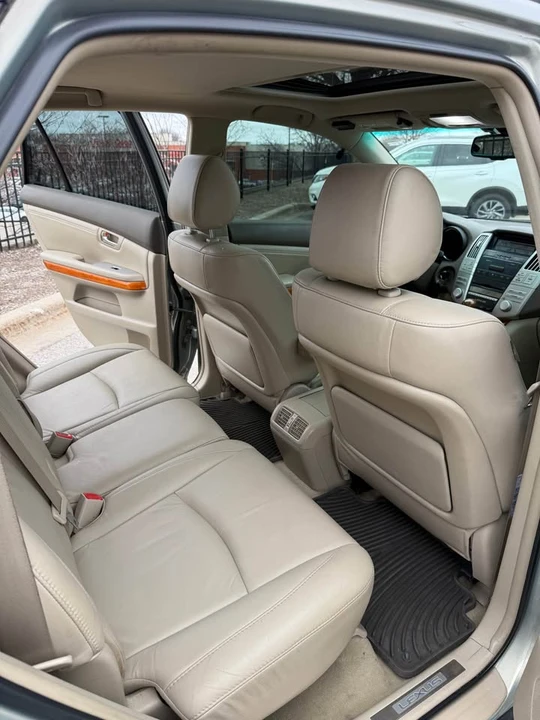 2009 Lexus RX 2nd Gen - Image 13 of 19