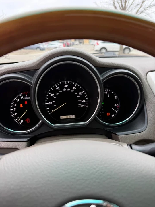 2009 Lexus RX 2nd Gen - Image 14 of 19