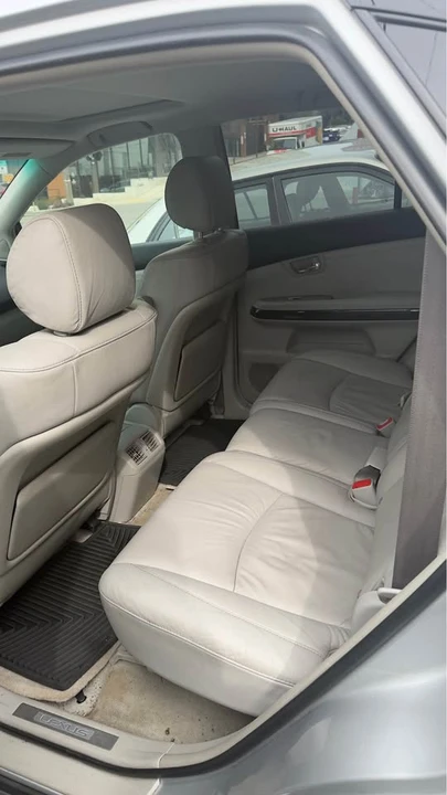 2009 Lexus RX 2nd Gen - Image 9 of 14