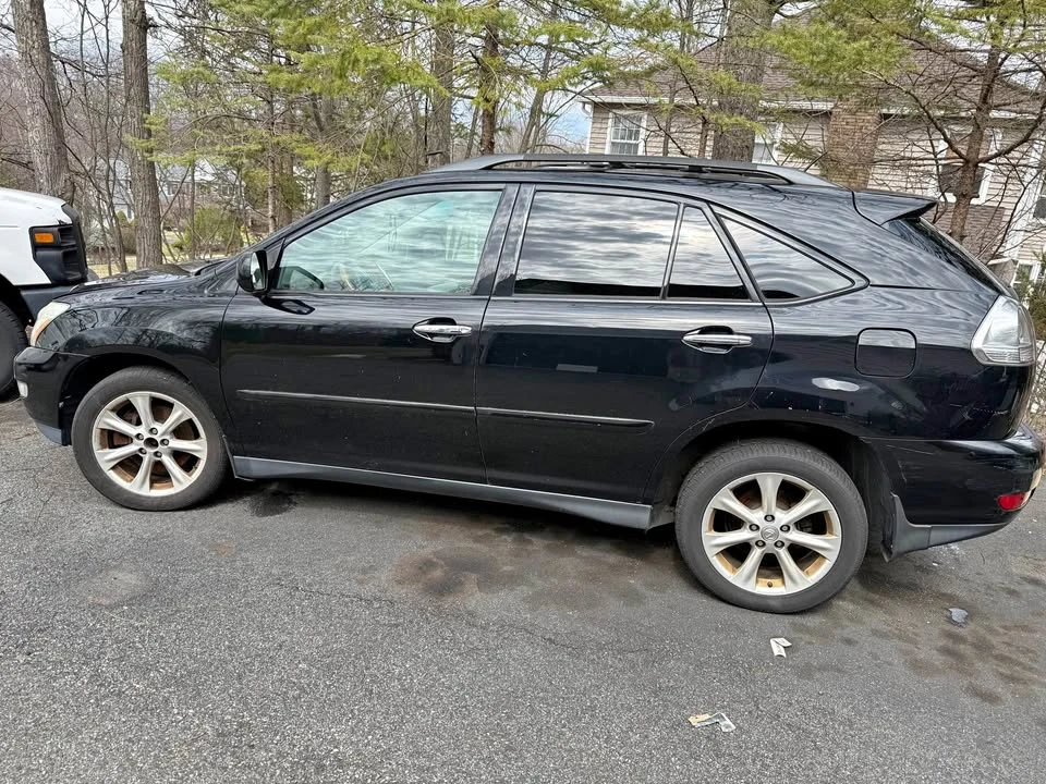2009 Lexus RX 2nd Gen - Image 2 of 5
