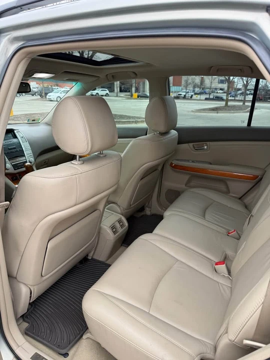 2009 Lexus RX 2nd Gen - Image 12 of 19