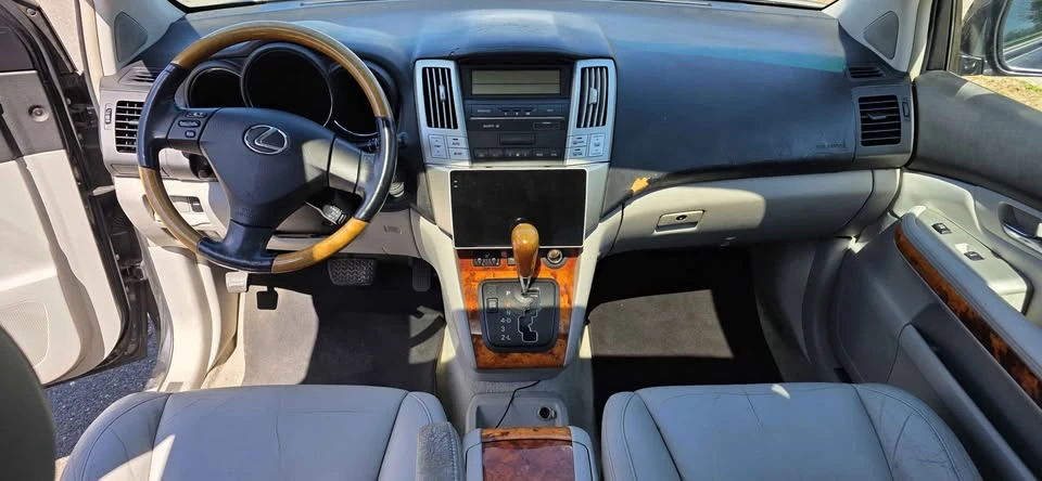 2009 Lexus RX 2nd Gen - Image 14 of 18