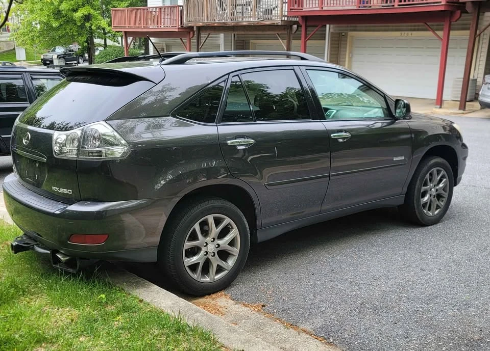 2009 Lexus RX 2nd Gen - Image 3 of 12