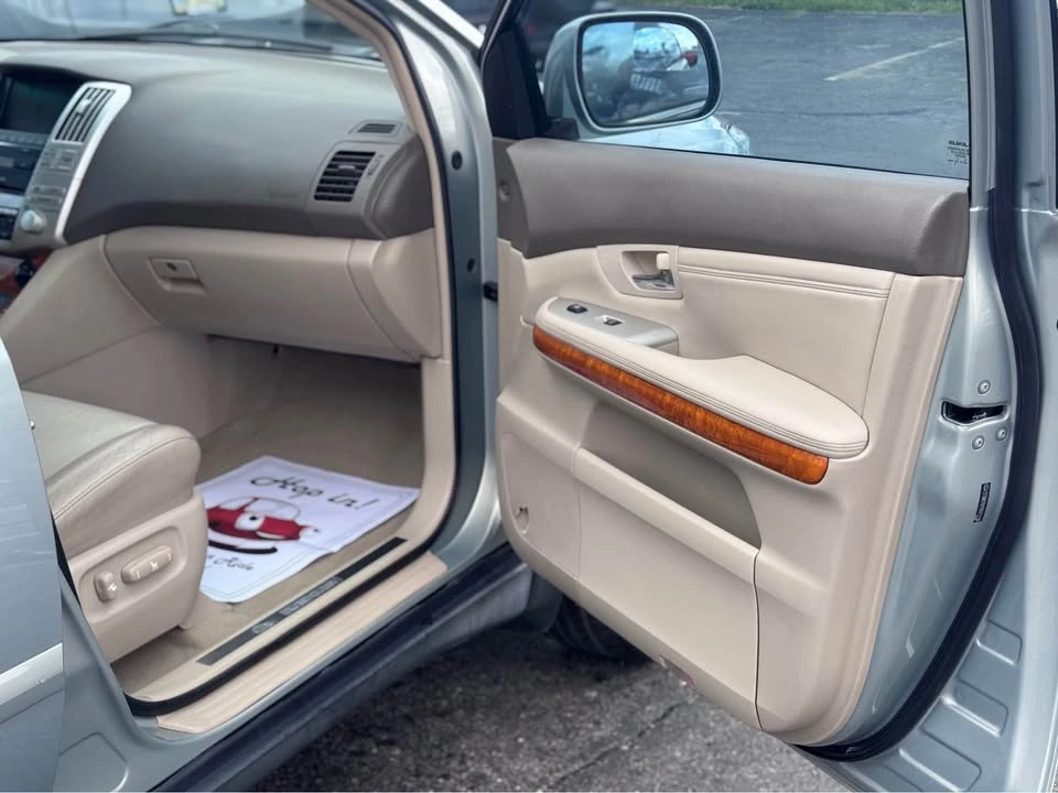 2009 Lexus RX 2nd Gen - Image 15 of 20