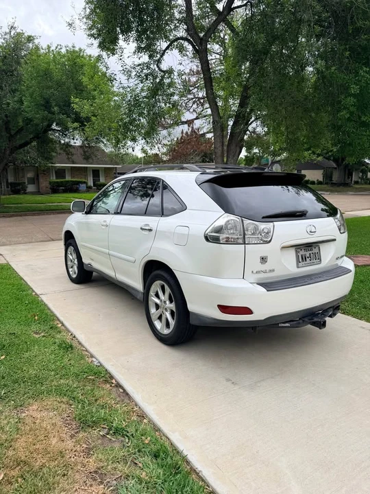 2009 Lexus RX 2nd Gen - Image 5 of 12