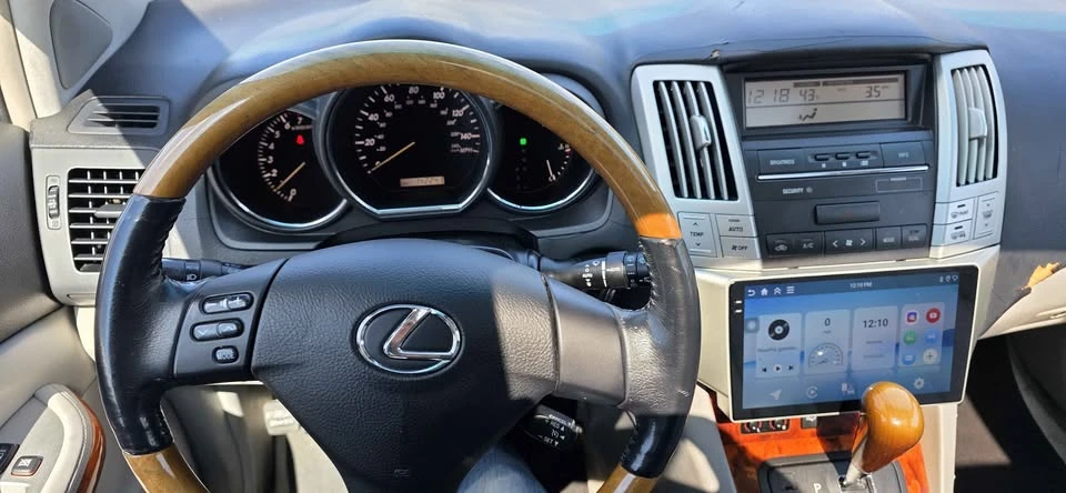 2009 Lexus RX 2nd Gen - Image 15 of 18
