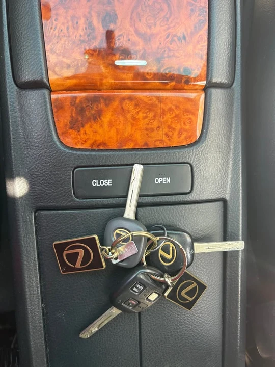 2009 Lexus RX 2nd Gen - Image 19 of 19