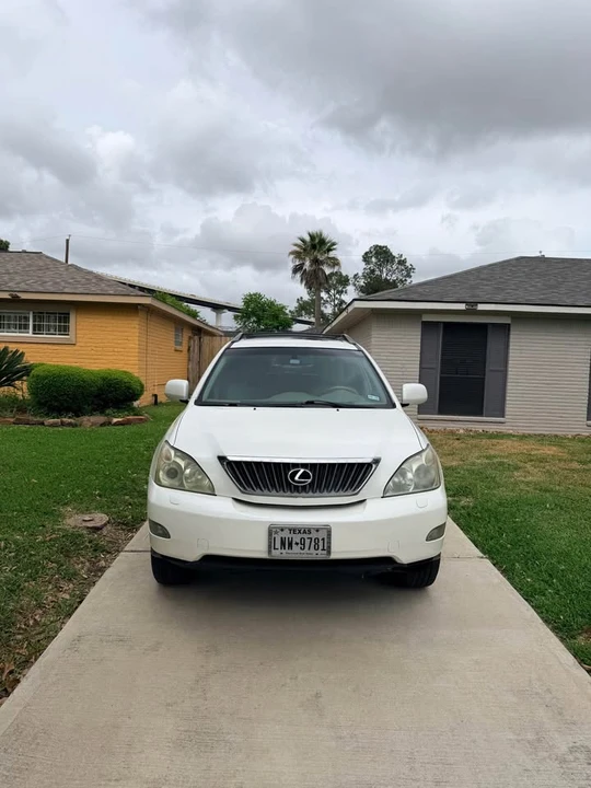 2009 Lexus RX 2nd Gen - Image 6 of 12