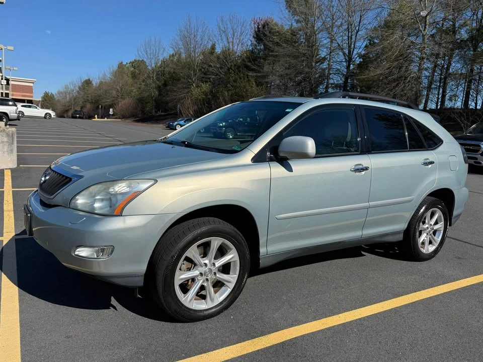 2009 Lexus RX 2nd Gen - Image 3 of 19