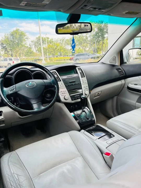 2009 Lexus RX 2nd Gen - Image 9 of 17