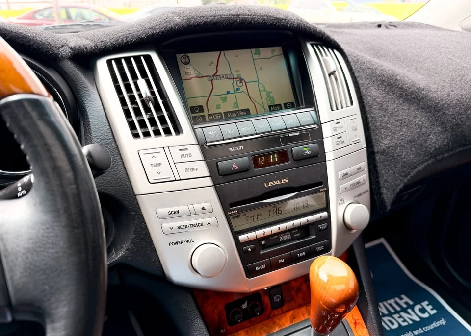 2009 Lexus RX 2nd Gen - Image 18 of 20