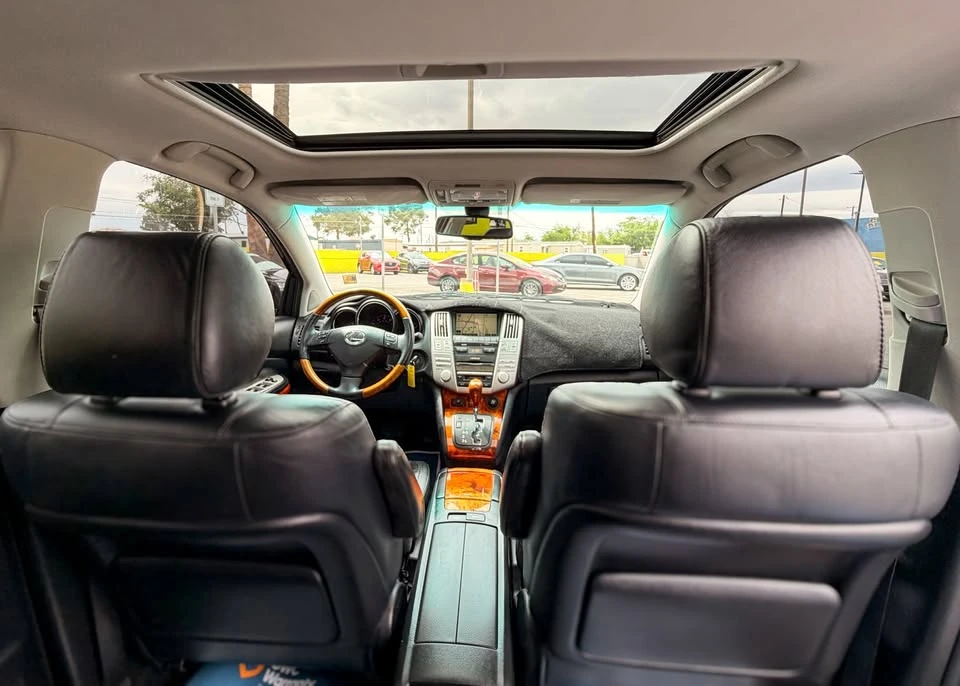 2009 Lexus RX 2nd Gen - Image 11 of 20