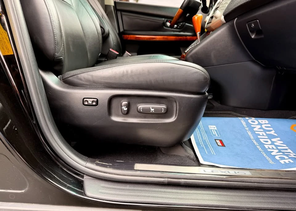 2009 Lexus RX 2nd Gen - Image 9 of 20