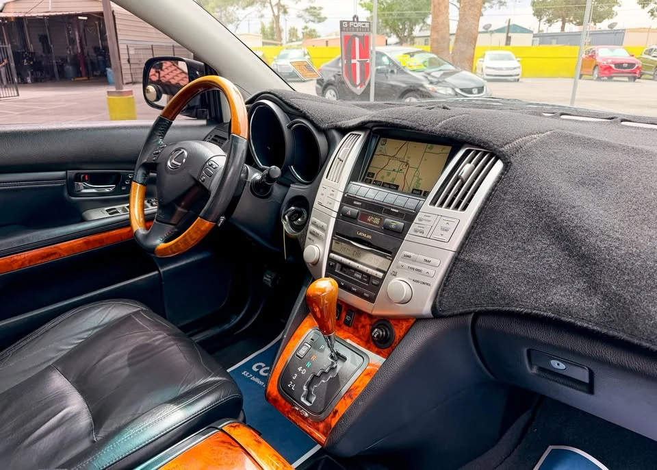2009 Lexus RX 2nd Gen - Image 7 of 20
