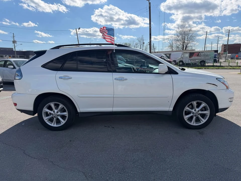 2009 Lexus RX 2nd Gen - Image 9 of 16