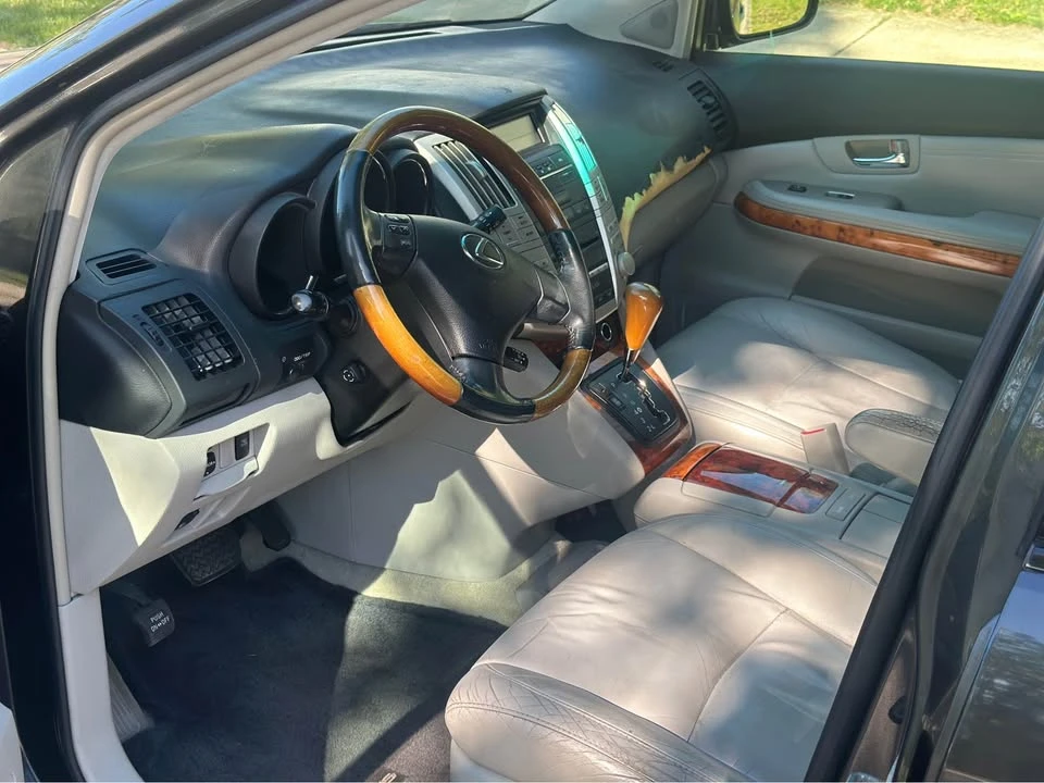 2009 Lexus RX 2nd Gen - Image 5 of 9