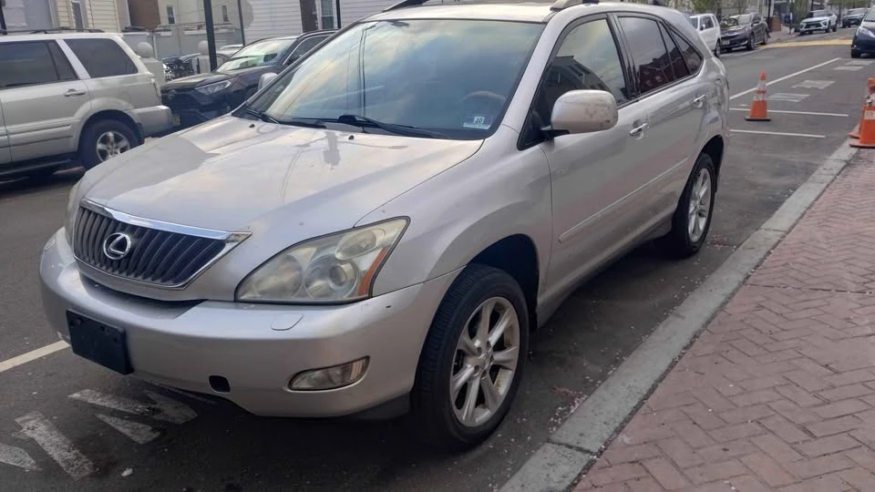 2009 Lexus RX 2nd Gen - Image 2 of 6