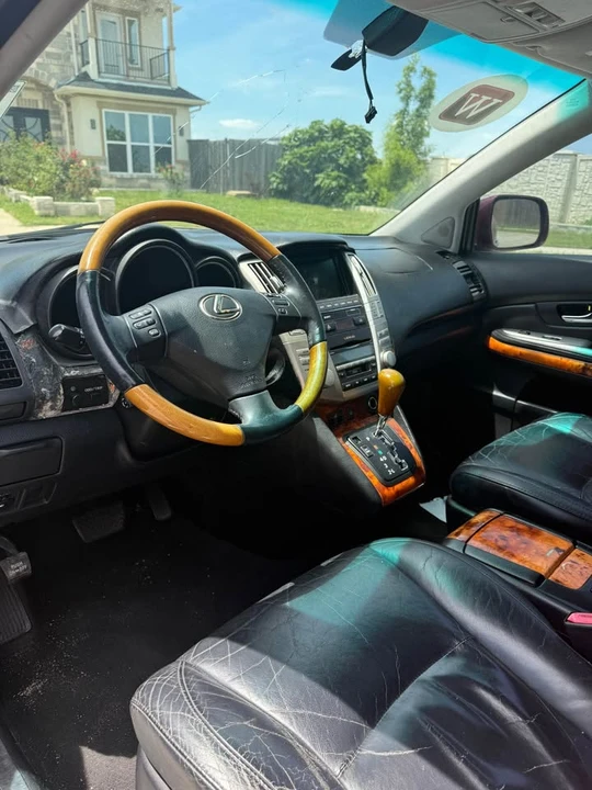 2009 Lexus RX 2nd Gen - Image 9 of 14