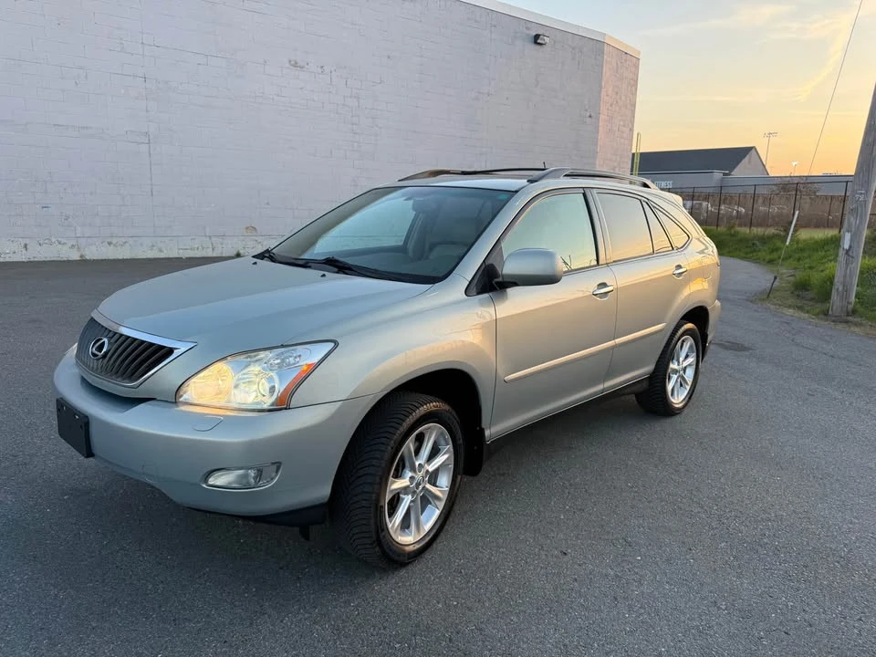2009 Lexus RX 2nd Gen - Image 3 of 15