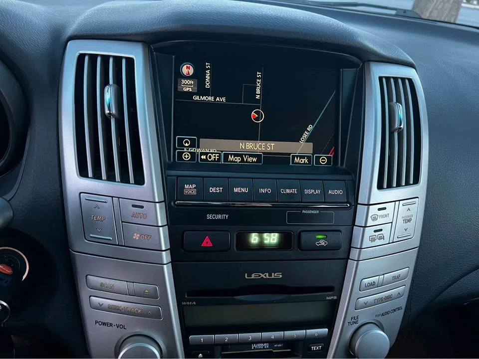 2009 Lexus RX 2nd Gen - Image 8 of 16