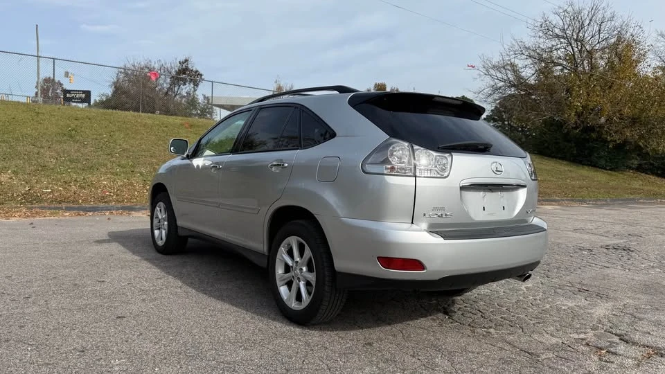 2009 Lexus RX 2nd Gen - Image 6 of 15