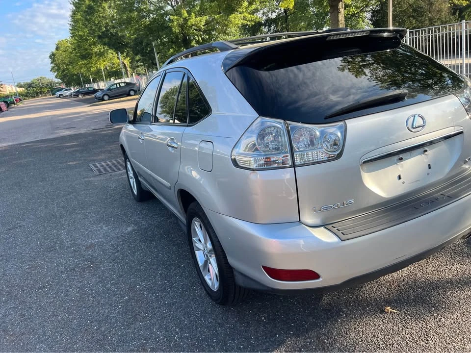 2009 Lexus RX 3rd Gen - Image 5 of 19