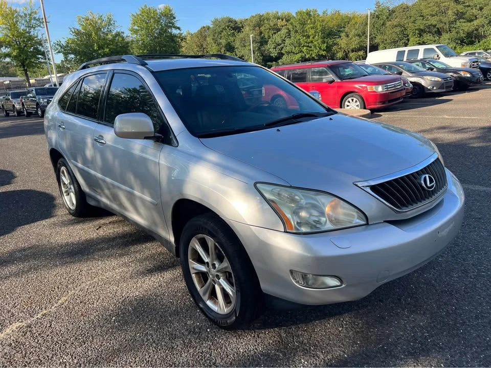 2009 Lexus RX 3rd Gen - Image 17 of 19