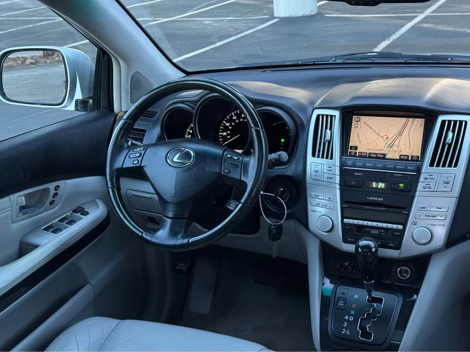 2009 Lexus RX 2nd Gen - Image 11 of 15