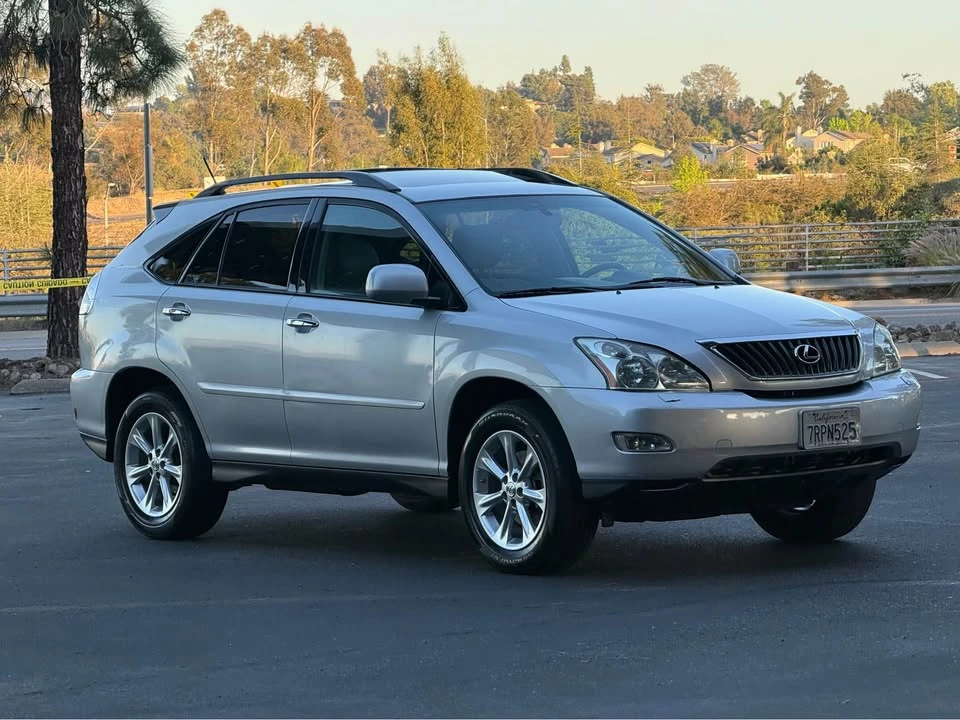 2009 Lexus RX 2nd Gen - Image 5 of 15