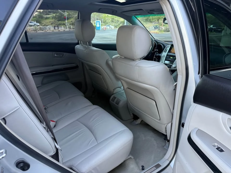 2009 Lexus RX 2nd Gen - Image 9 of 15