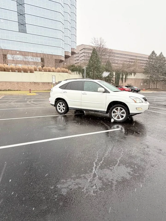 2009 Lexus RX 3rd Gen - Image 3 of 14