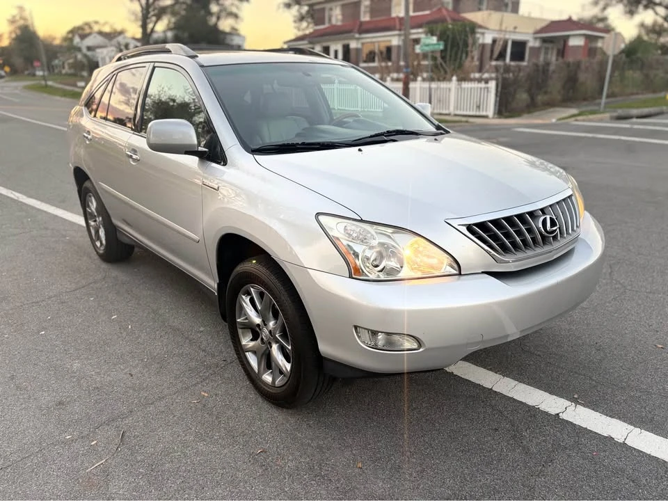 2009 Lexus RX 2nd Gen - Image 17 of 18