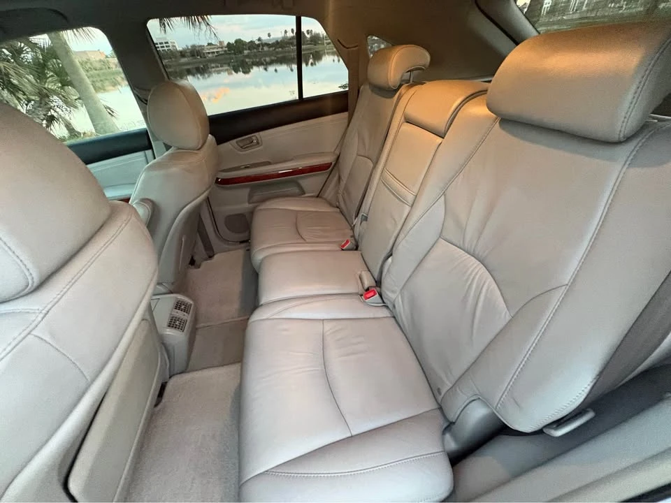 2009 Lexus RX 2nd Gen - Image 12 of 18
