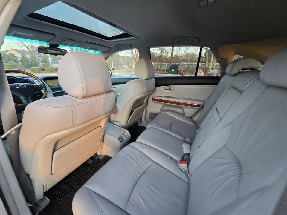 2009 Lexus RX 2nd Gen - Image 10 of 19