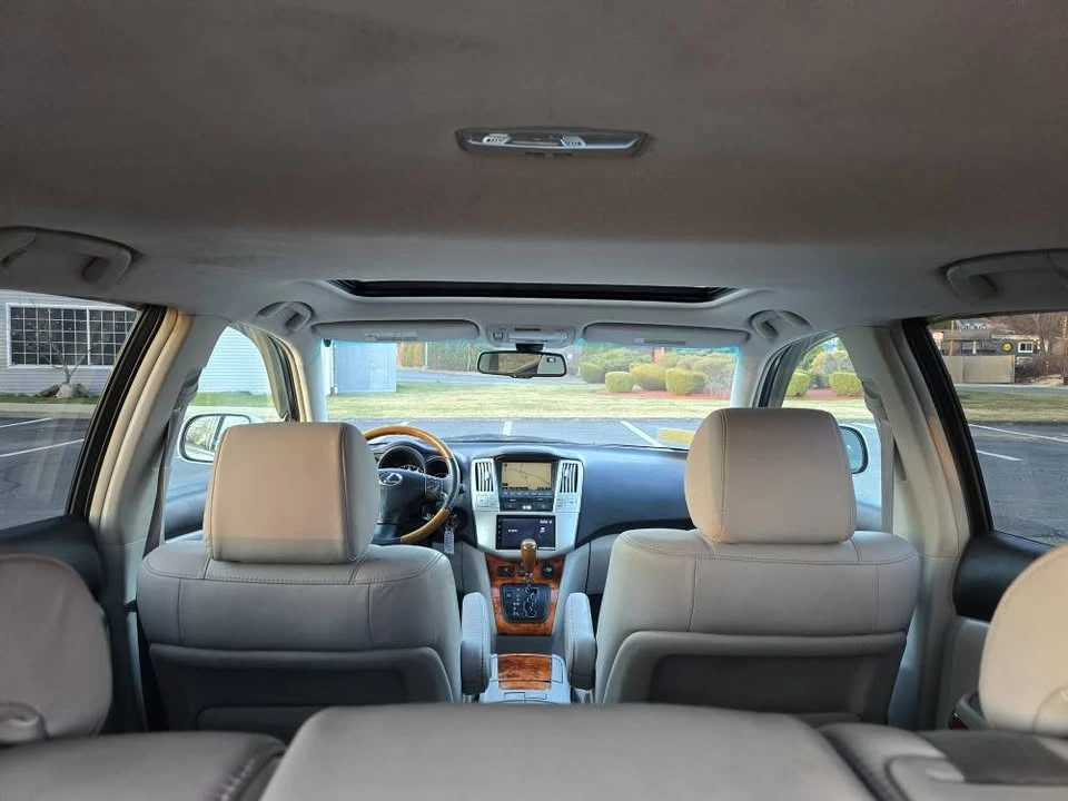2009 Lexus RX 2nd Gen - Image 13 of 19