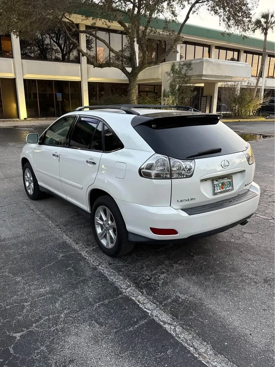 2009 Lexus RX 2nd Gen - Image 6 of 15