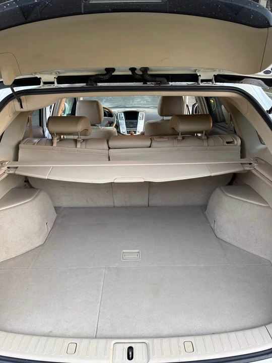 2009 Lexus RX 2nd Gen - Image 8 of 15