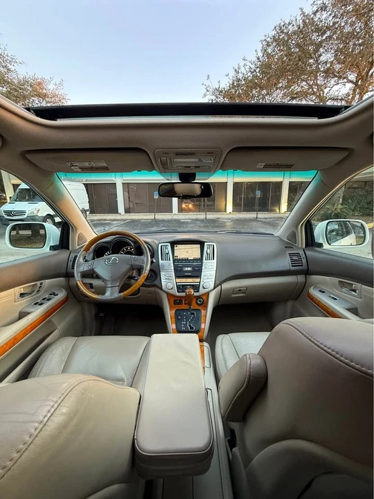 2009 Lexus RX 2nd Gen - Image 7 of 12