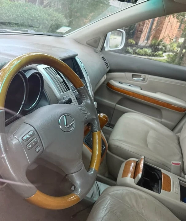 2009 Lexus RX 3rd Gen - Image 5 of 5