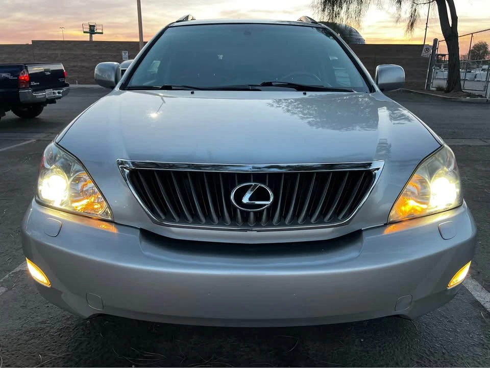 2009 Lexus RX 2nd Gen - Image 5 of 16