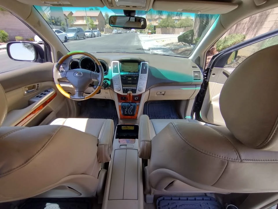2009 Lexus RX 2nd Gen - Image 8 of 12