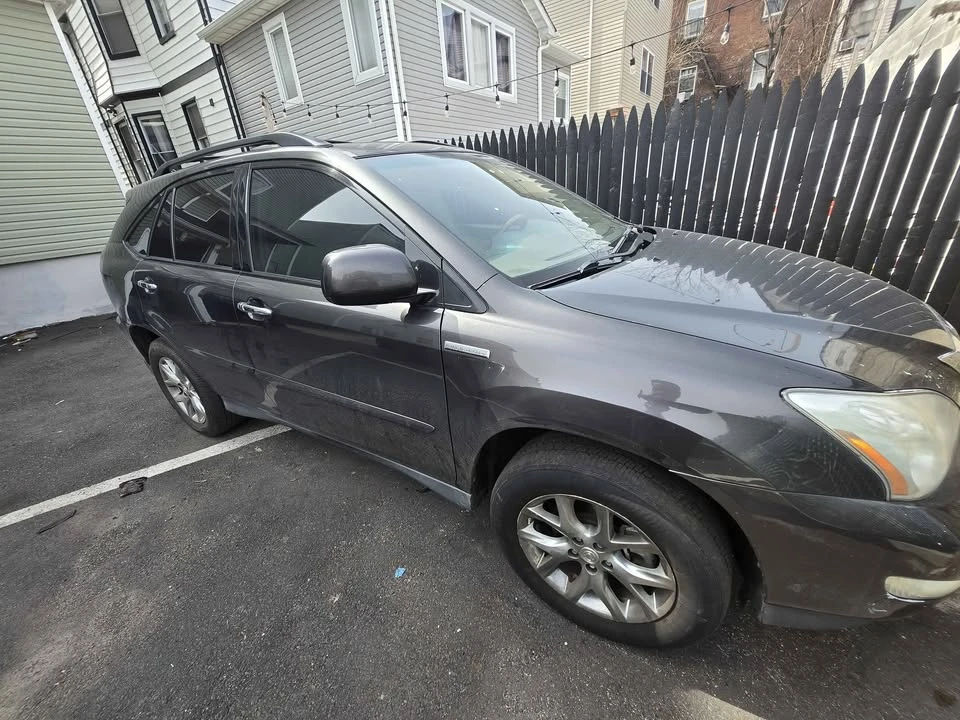 2009 Lexus RX 2nd Gen - Image 8 of 11