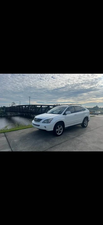 2009 Lexus RX 2nd Gen - Image 2 of 4