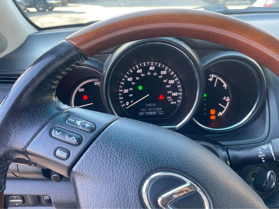 2009 Lexus RX 2nd Gen - Image 7 of 8
