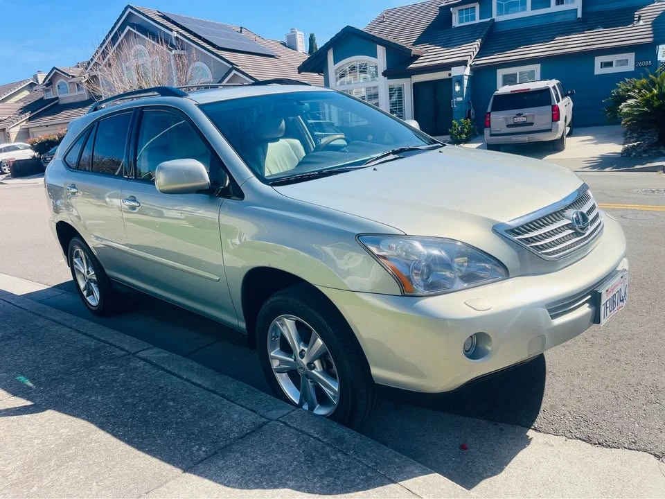 2009 Lexus RX 2nd Gen - Image 3 of 14
