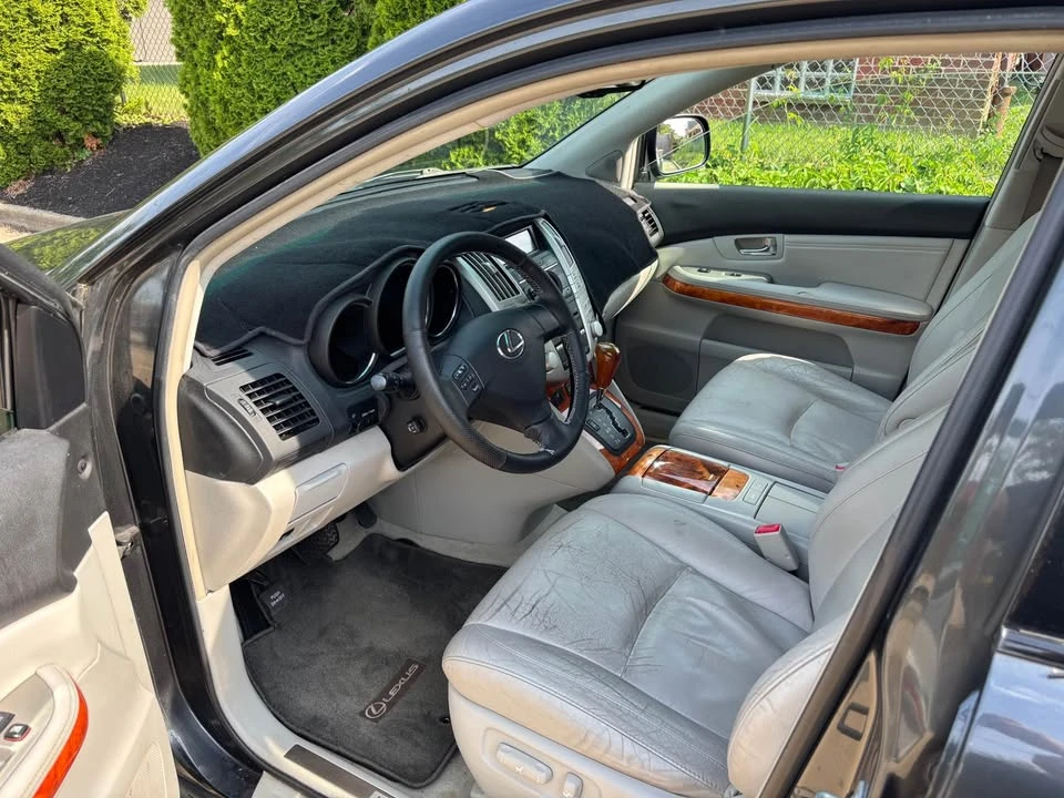 2009 Lexus RX 2nd Gen - Image 7 of 14