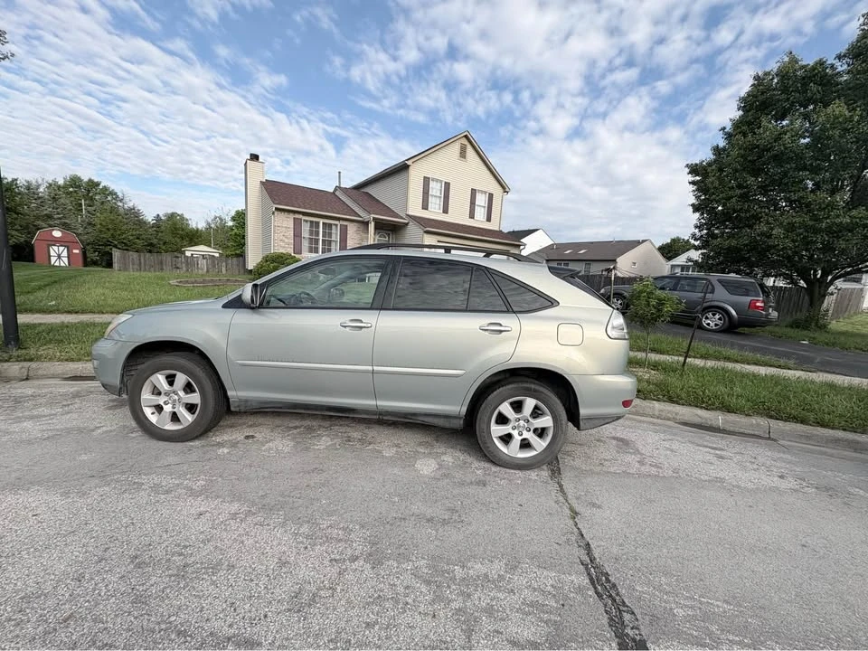 2009 Lexus RX 2nd Gen - Image 3 of 4